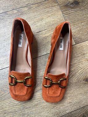 Bibi Lou Orange Suede Loafers Size 39/9